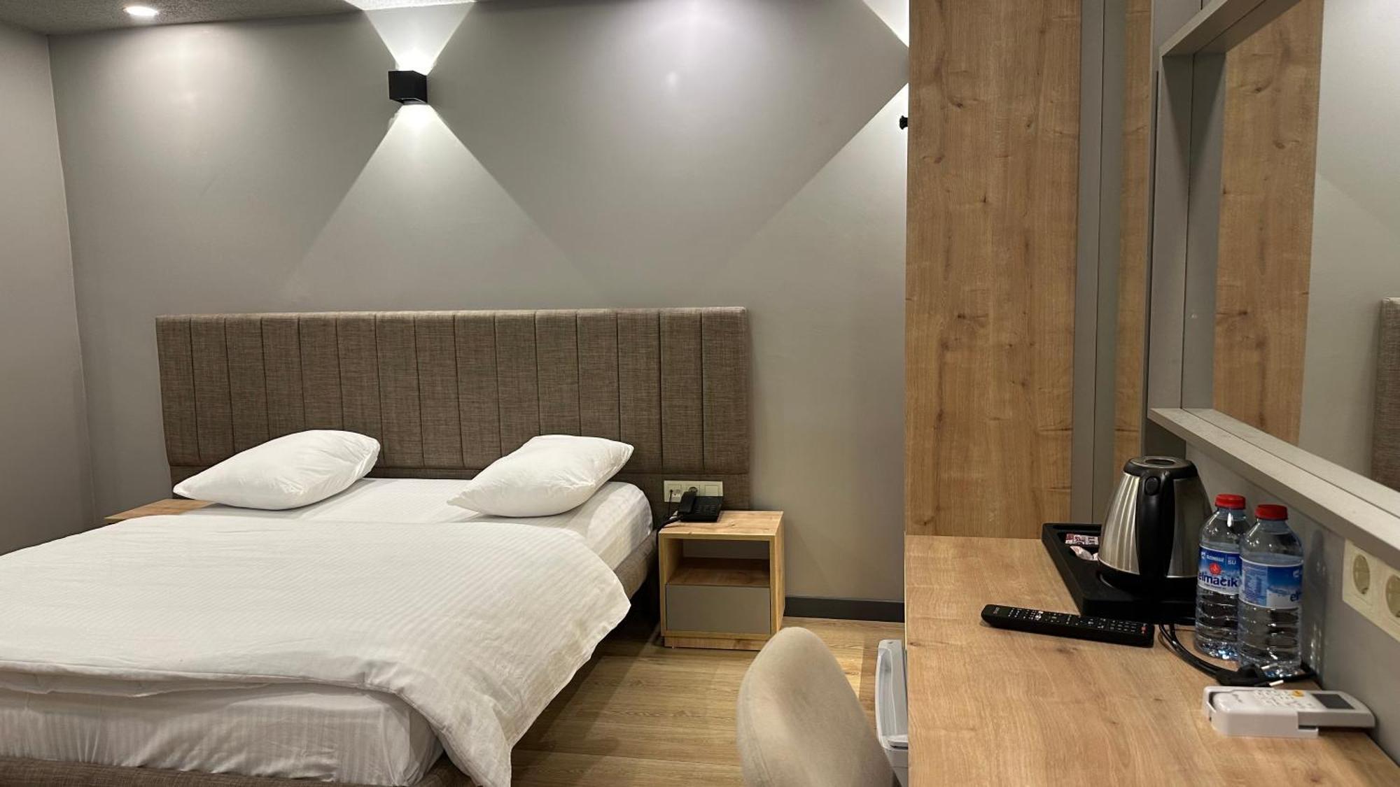 Evim Hotel Çorlu Buitenkant foto