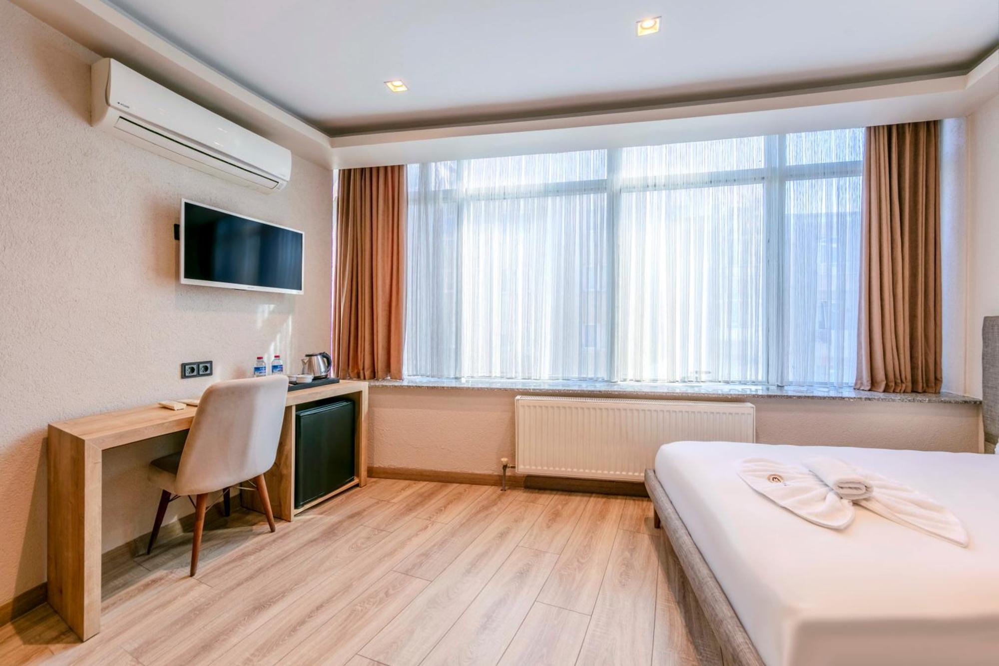 Evim Hotel Çorlu Buitenkant foto
