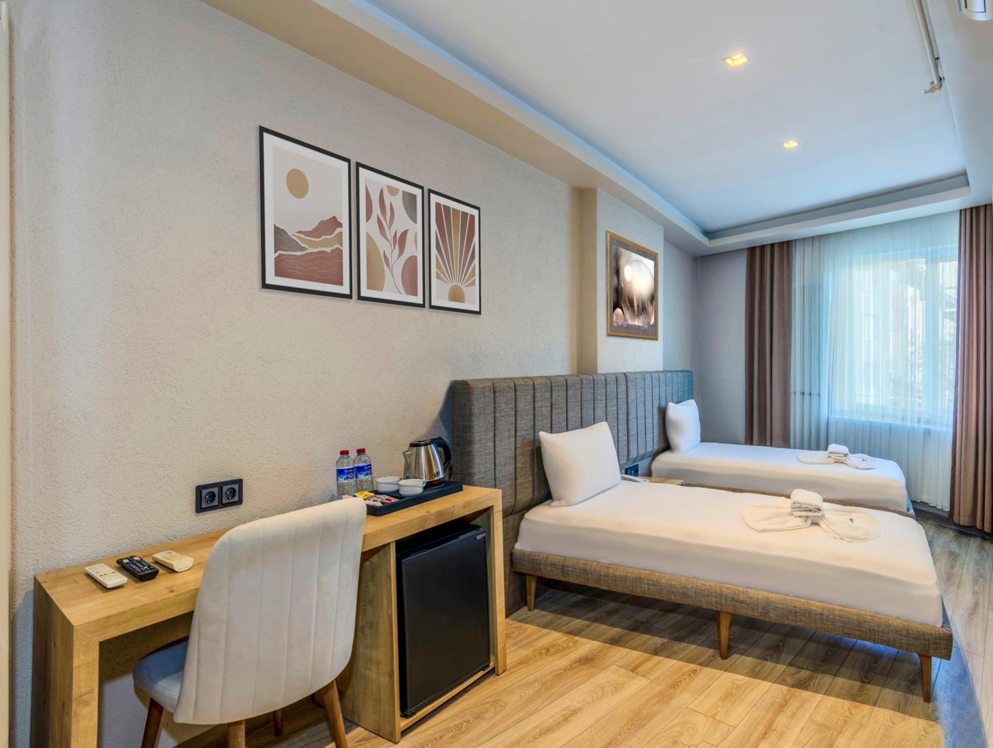 Evim Hotel Çorlu Buitenkant foto